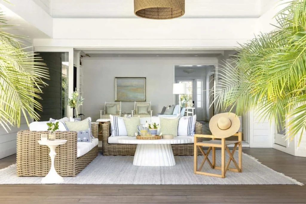 A coastal decor