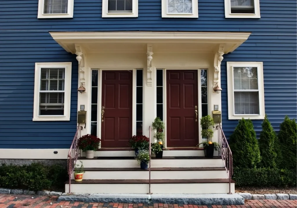 Buying a Home in Naples: Should You Go New or Resale?