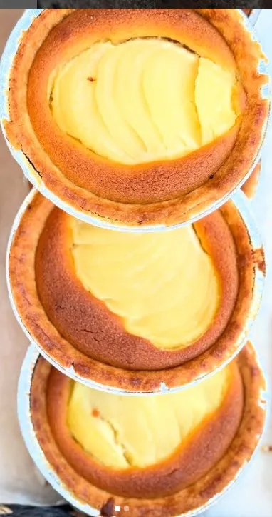 Custard tarts at Landert Bread
