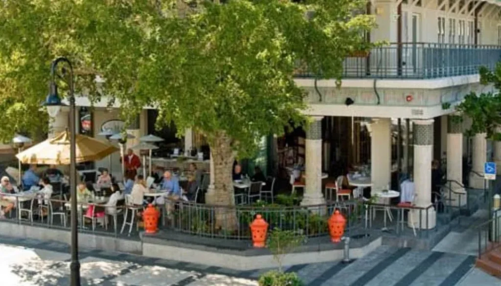 Downtown Third Street, Naples