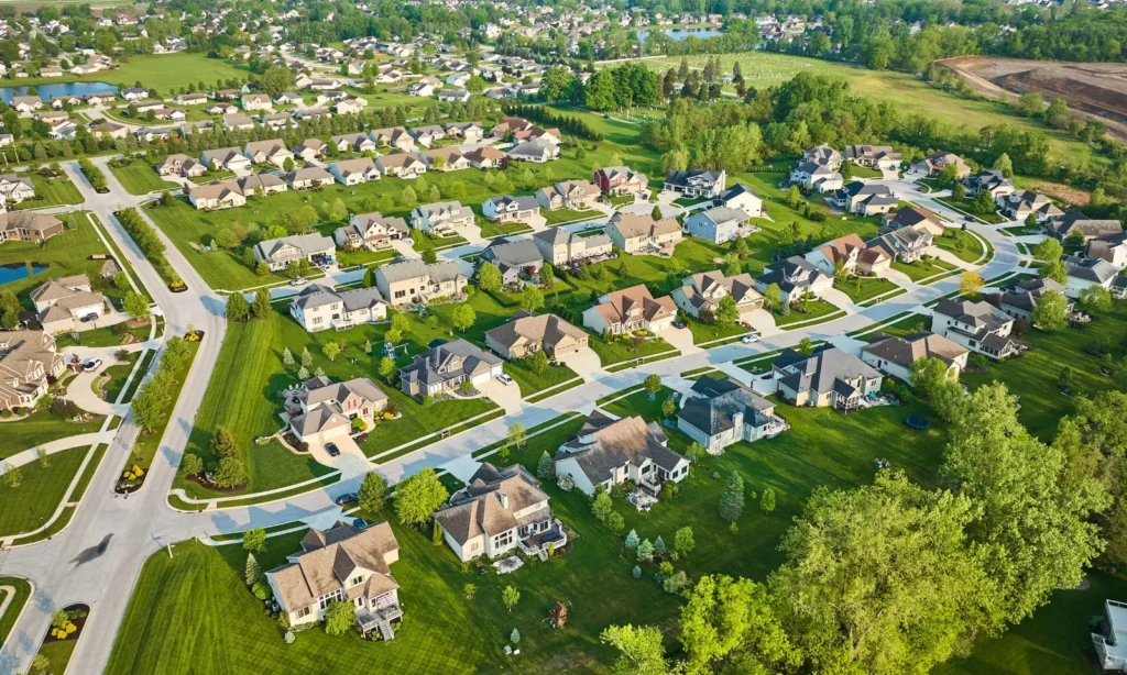 Eco-Friendly Living in Naples: A Greener Way to Call Home