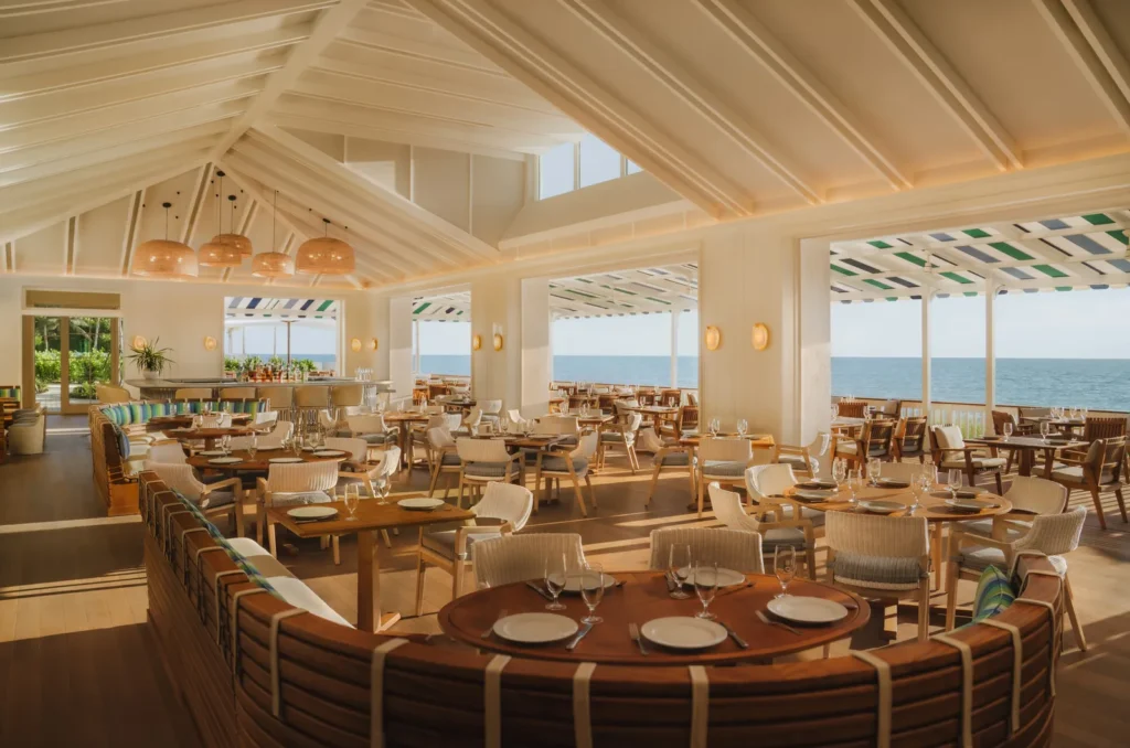 Four Seasons Dining
