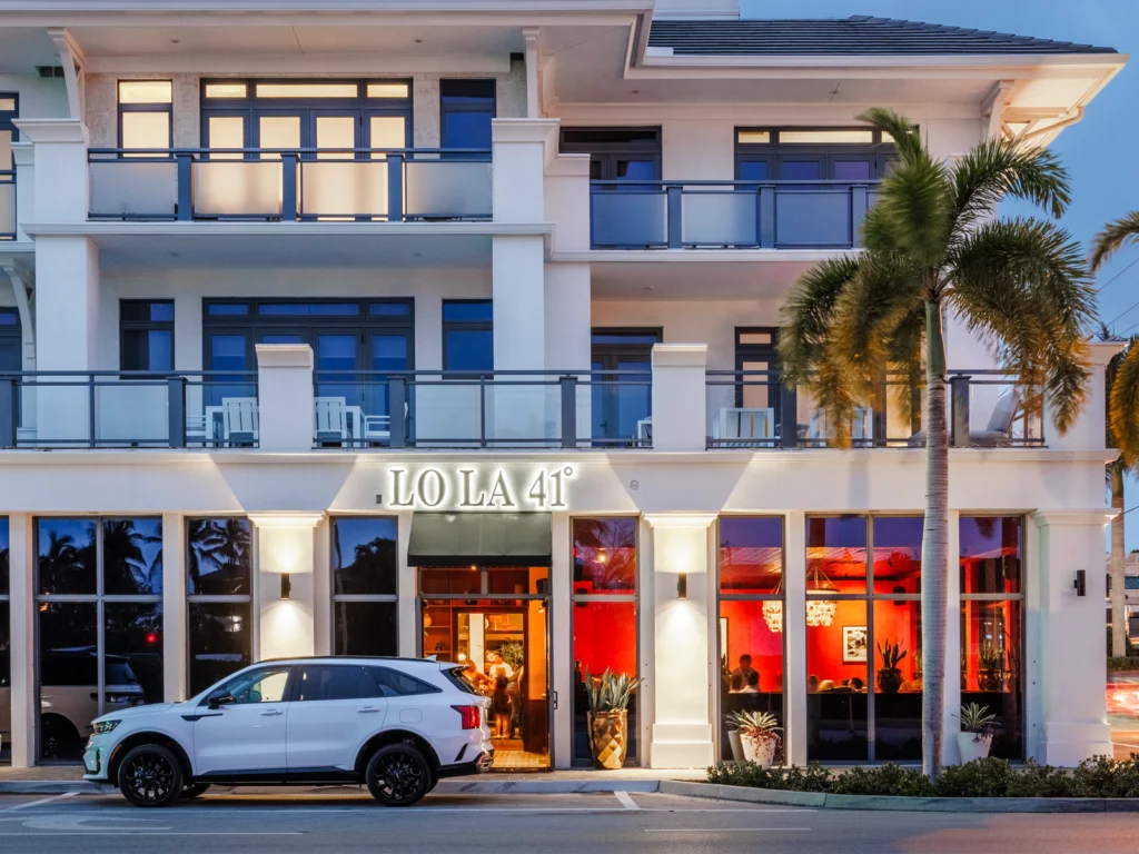 Lola 41 Naples Florida
