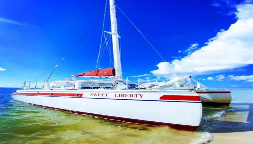 Boat Charters, Naples