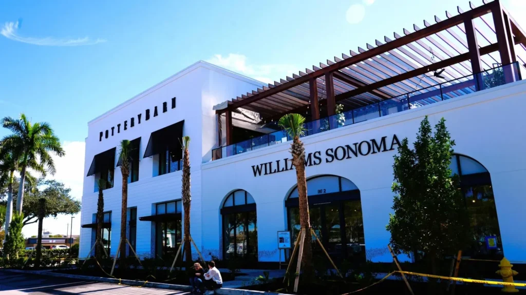 The new pottery barn and williams sonoma store in waterside shops