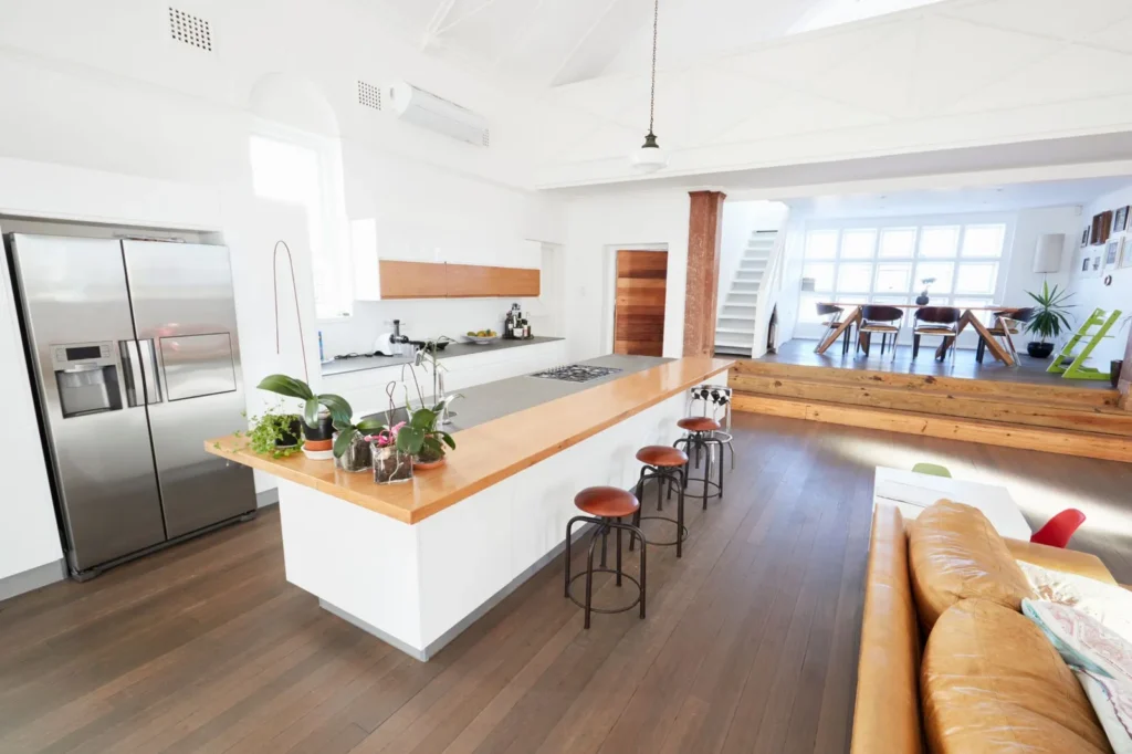 What Naples Buyers Are Asking for in 2025: Design, Features & Amenities
