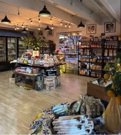 Wide angle of the inside of Tin City Pizza and Italian Market
